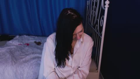 Snapshot of alina_cute_ chatting on 01-18-25, 02:47 Alina online show from 01-18-25, 02:47