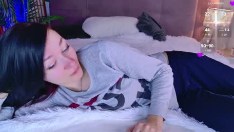 Snapshot of alina_cute_ chatting on 01-19-25, 06:32 Alina online show from 01-19-25, 06:32