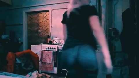 Alina online show from 10-24-25, 10:44