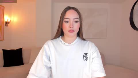 alinakravitz_ online show from 02-24-26, 11:52