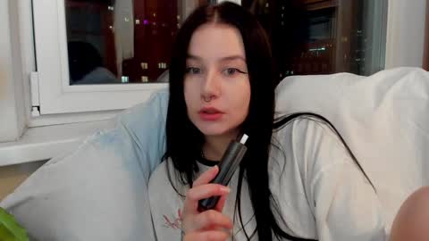 Aline Greeeen online show from 12-22-24, 11:11