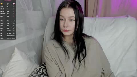 Aline Greeeen online show from 12-28-24, 11:09