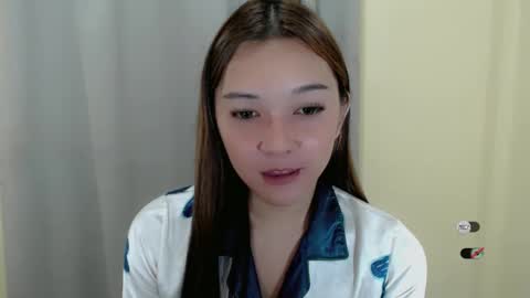 Shanti xhey online show from 02-19-25, 01:17