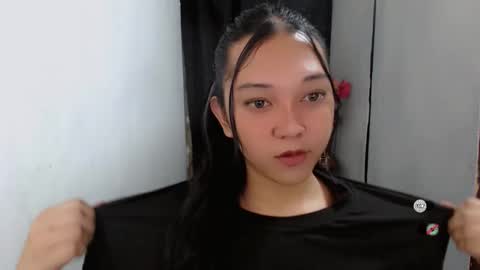 Shanti xhey online show from 09-27-25, 12:54