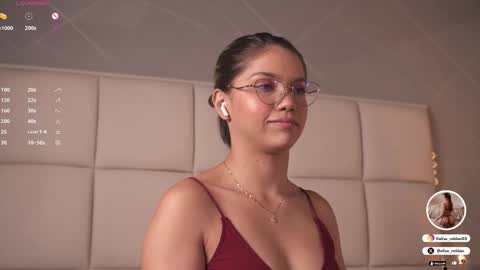 Snapshot of alisa_roldan chatting on 03-04-25, 03:04 online show from 03-04-25, 03:04