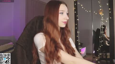 Snapshot of alisaa_01 chatting on 01-12-25, 03:17 Alice                                   Fansly Alisa01 online show from 01-12-25, 03:17