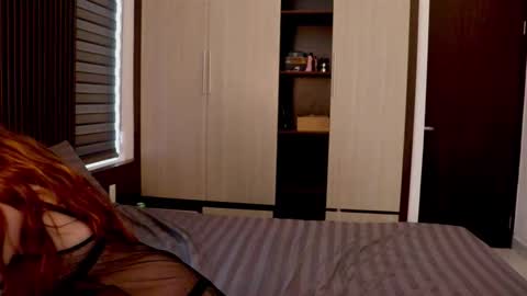 Snapshot of alisaa_01 chatting on 09-30-25, 02:05 Alice                                   Fansly Alisa01 online show from 09-30-25, 02:05