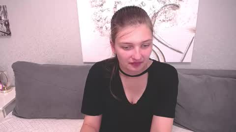Snapshot of alisaperes chatting on 10-01-25, 12:22 Alisa online show from 10-01-25, 12:22