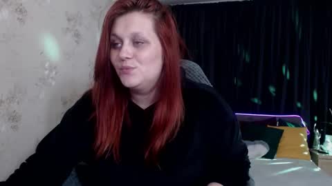 Snapshot of alisawoods_ chatting on 10-11-25, 05:22 Alisa online show from 10-11-25, 05:22