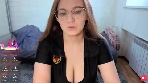 alisawyn online show from 11-05-25, 07:41