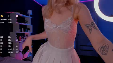 Snapshot of alishaaneta chatting on 01-31-25, 04:06 Alisha online show from 01-31-25, 04:06