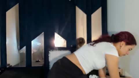 alishaevans_rs online show from 11-17-25, 03:07