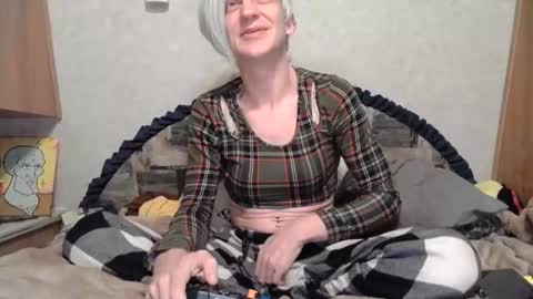 Alisha online show from 11-27-25, 04:47