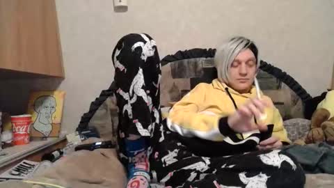 Alisha online show from 12-05-25, 07:06