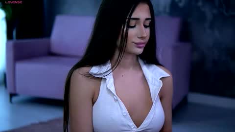 Alishaskye online show from 12-20-25, 04:30