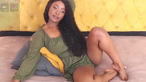 Luna online show from 09-08-25, 03:44