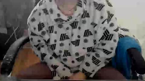 Snapshot of alisia18 chatting on 01-10-26, 11:34 Alisa online show from 01-10-26, 11:34