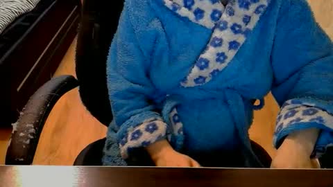 Snapshot of alisia18 chatting on 02-07-26, 02:43 Alisa online show from 02-07-26, 02:43