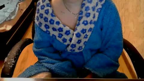 Snapshot of alisia18 chatting on 02-27-26, 04:07 Alisa online show from 02-27-26, 04:07