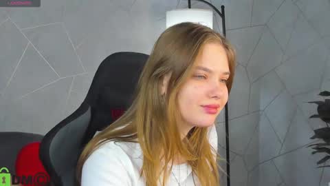 Alisia online show from 02-24-26, 01:47