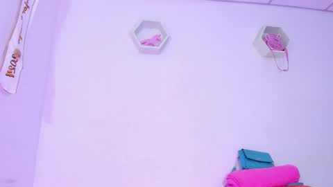 Alisia online show from 12-04-24, 08:18