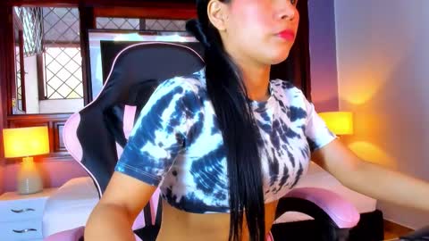 Aissa online show from 10-17-25, 11:46