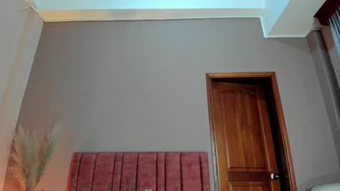 AlissaNix online show from 11-23-25, 05:02