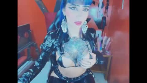 Alissa Peach online show from 11-18-25, 05:34