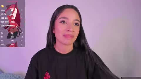 Snapshot of alissarose_ chatting on 10-19-25, 11:38 Mara  Isabel online show from 10-19-25, 11:38