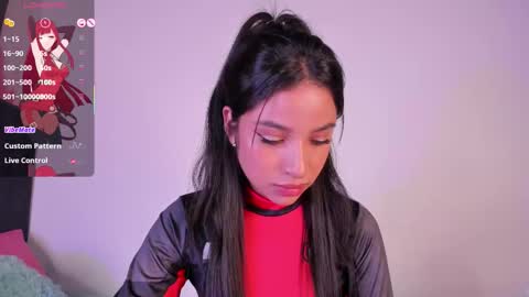 Mara  Isabel online show from 12-20-25, 09:11