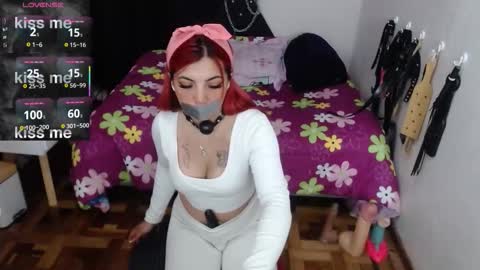 Snapshot of alissia_kent99 chatting on 01-15-26, 12:32 Alissia online show from 01-15-26, 12:32