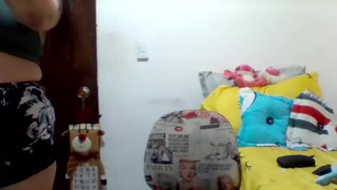 Snapshot of alisson_brand chatting on 01-09-25, 06:04 alisson brand online show from 01-09-25, 06:04