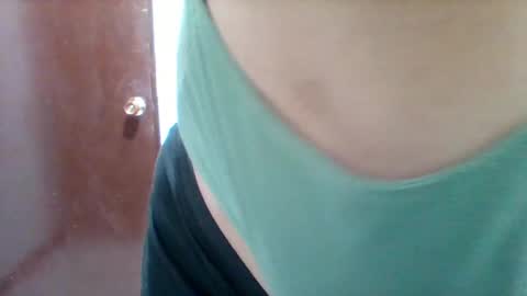 Snapshot of alisson_brand chatting on 01-17-25, 07:16 alisson brand online show from 01-17-25, 07:16