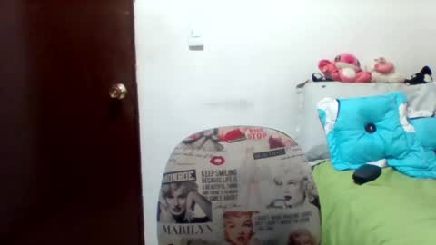 Snapshot of alisson_brand chatting on 02-22-25, 02:19 alisson brand online show from 02-22-25, 02:19