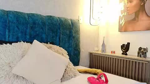 alisson_fox69 online show from 11-04-25, 12:10