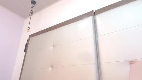 Snapshot of alisson_freckles chatting on 12-10-24, 10:05 Alisson online show from 12-10-24, 10:05