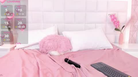 Snapshot of alisson_thompson_ chatting on 03-08-25, 01:39 alisson_thompson_ online show from 03-08-25, 01:39