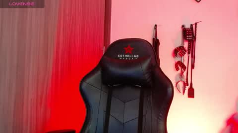 Snapshot of alissonbeckett chatting on 01-29-25, 07:43 Alisson Beckett online show from 01-29-25, 07:43