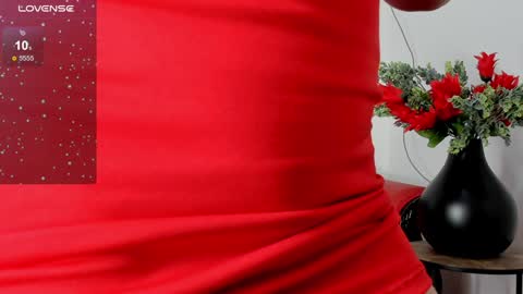 Snapshot of alissondomit chatting on 12-05-24, 02:11 Alisson Domit  online show from 12-05-24, 02:11