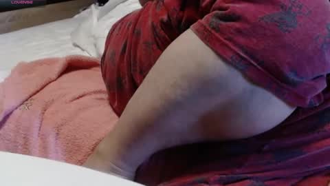 Snapshot of alissonnat chatting on 09-18-25, 07:43 Alissonnat online show from 09-18-25, 07:43