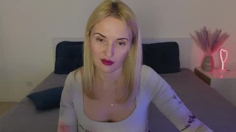 alisssarose online show from 01-07-25, 07:38