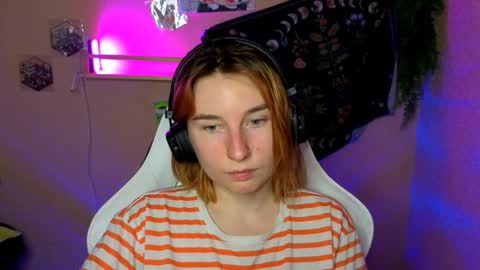 A L I C E  online show from 09-15-25, 07:47