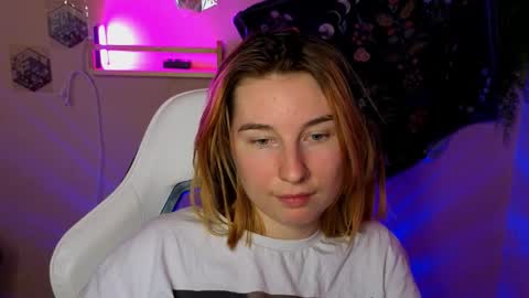 A L I C E  online show from 09-24-25, 06:55