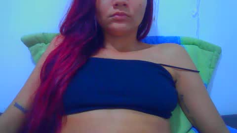 alixxe_ online show from 10-02-25, 12:56