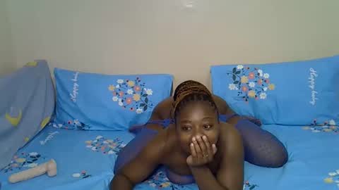 Snapshot of aliyah001 chatting on 02-07-26, 02:26 aliyah001 online show from 02-07-26, 02:26