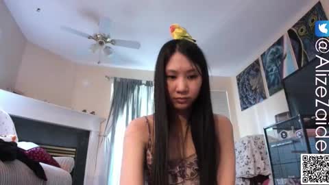 Alize Zaide online show from 10-29-25, 07:48