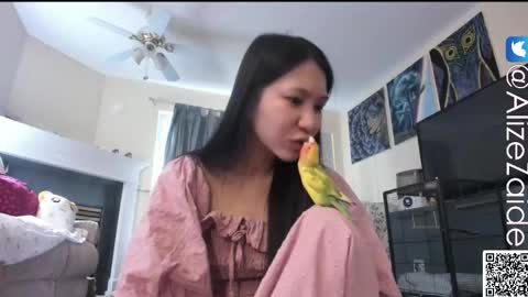 Alize Zaide online show from 02-17-26, 08:15