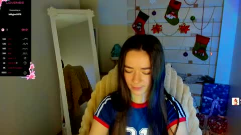 Allana online show from 12-19-25, 01:40