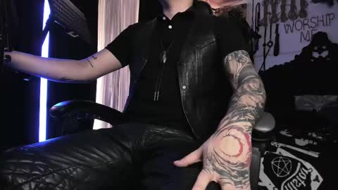   online show from 02-19-25, 06:10