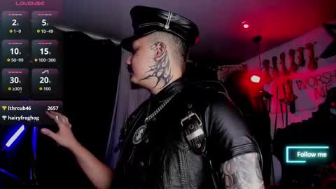   online show from 09-23-25, 04:04